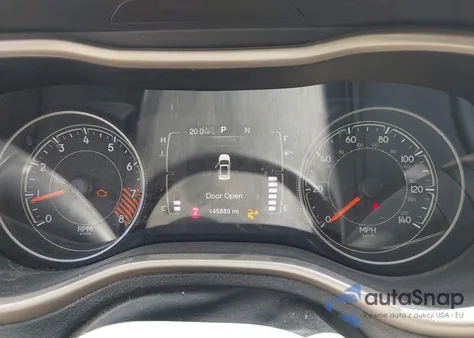 2015 Jeep Cherokee Latitude Altitude z USA, uszkodzony, nr VIN 1C4PJMCS2FW775129